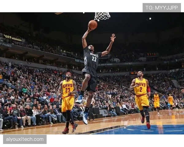 知名训练师Drew Hanlen三月举办大师课，主题为“提升个人单兵压迫防守技巧”